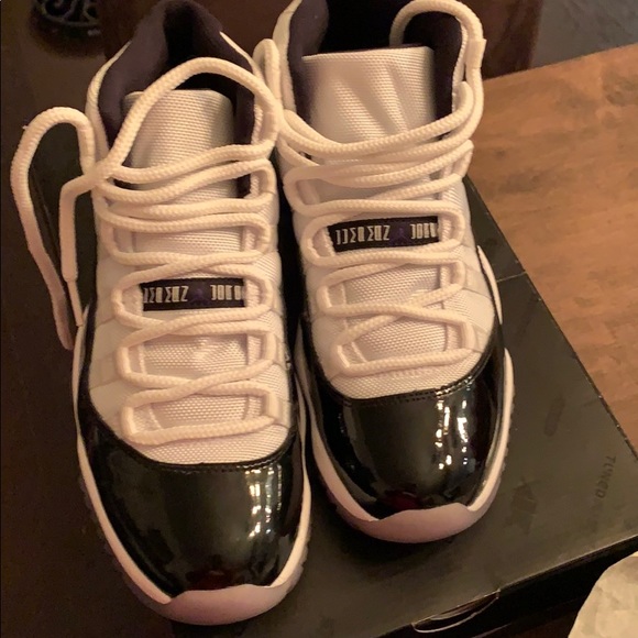 2011 Jordan 11 concords - Picture 3 of 4